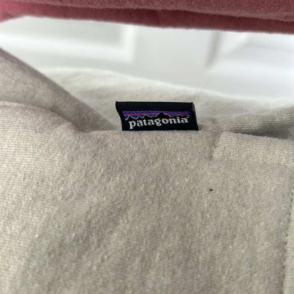 Patagonia Women’s Uprisal Hoody, Size Medium, Regular Fit - Picture 8 of 11